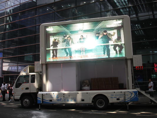 Dikustomisasi Digital Mobile Truck Waterproof LED Iklan Van Untuk Farmasi