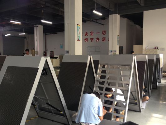 Double Side LED Display Digital Signage untuk Iklan Publikasi dan Video Wall Panel
