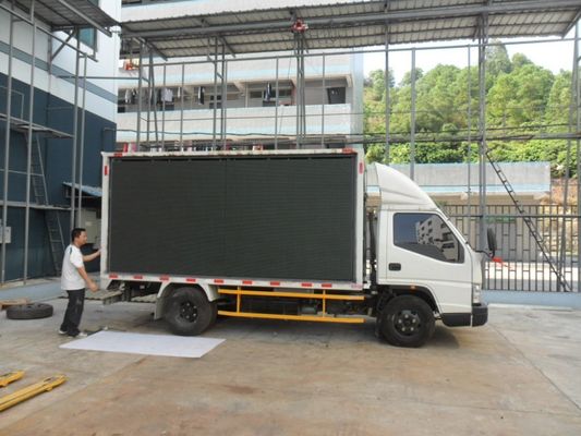 GCL Customized Outdoor Mobile Advertising Truck Van Trailer P6 6500nits Kecerahan