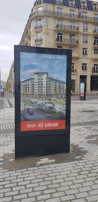 P1.875 Video Floor Standing Advertising LED Display Screen Untuk kebutuhan iklan