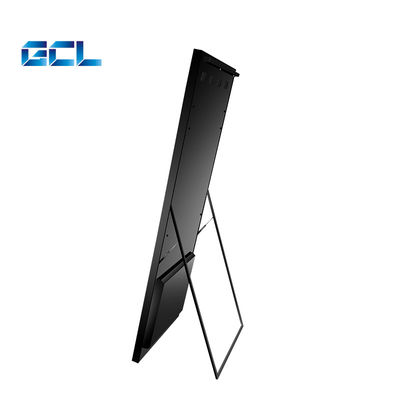 Lantai berdiri LED Poster Tampilan Full Color P4 Portable Advertising Publish