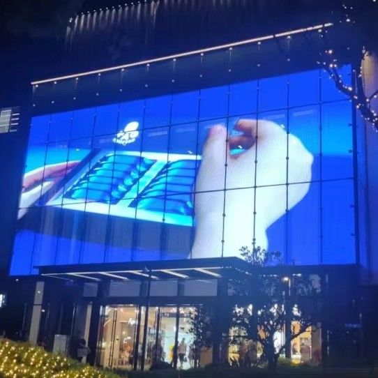 Layar LED Transparan Windows 1000mm Ukuran Panel Layar LED Mesh 32768 Titik/M2 Kepadatan Pixel