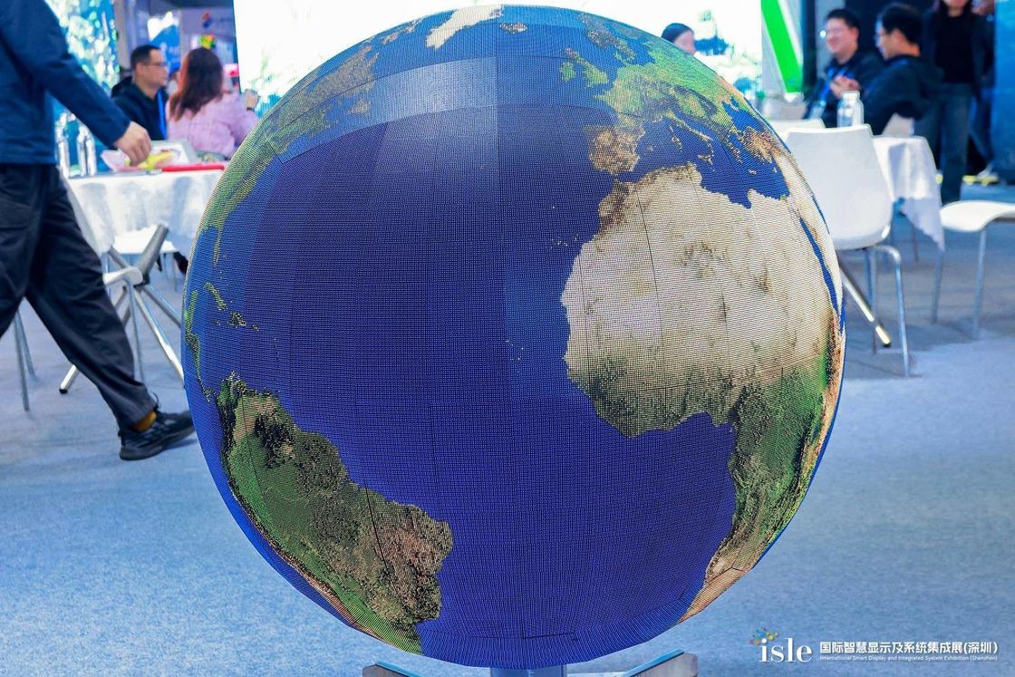 P2.0mm LED Spherical Screen Series 360 Degree Full View Ukuran layar dapat disesuaikan